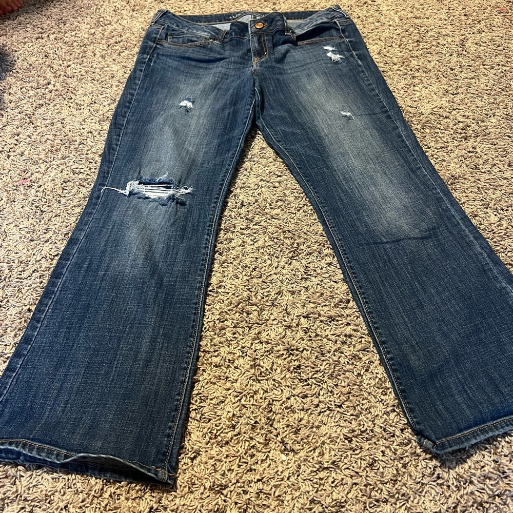 Womens AE jeans